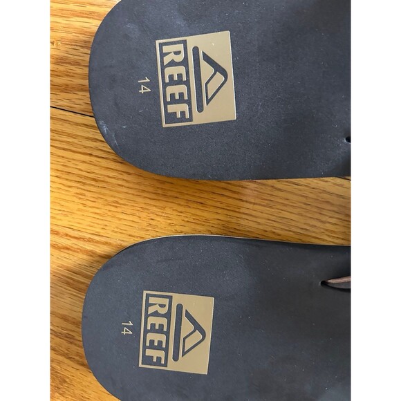 Reef Men’s Sandals Flip Flops Ford Wells Fargo sz 14 NWOT - Picture 3 of 4